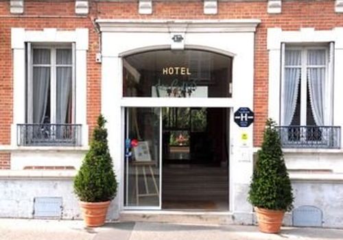 Hotel des C&egrave;dres
